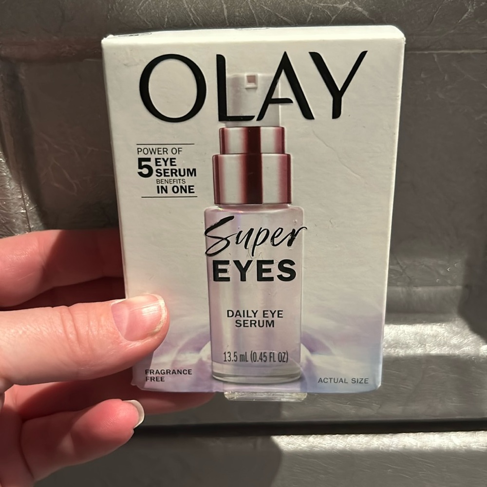 Oil of olay  super eyes daily eye serum